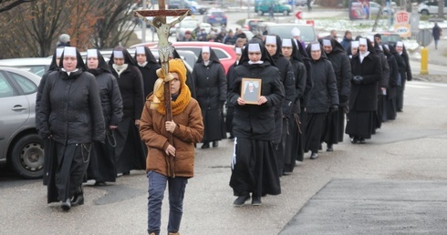 Uroczystości pogrzebowe s. Michaeli Bubik, elżbietanki cieszyńskiej