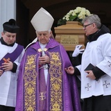 Uroczystości pogrzebowe śp. ks. kan. Stanisława Maślanki w Bielsku-Białej Lipniku