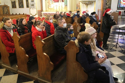 Parafialny Jarmark Bożonarodzeniowy dla Emilki w Bestwinie