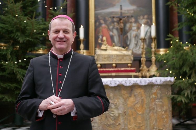 Abp Tadeusz Wojda SAC, metropolita gdański.