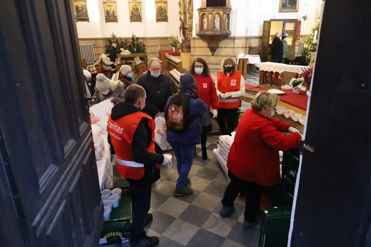 Spotkanie opłatkowe dla ubogich w Świdnicy