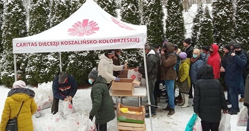 Kilkaset osób wzięło udział w wigiliach Caritas