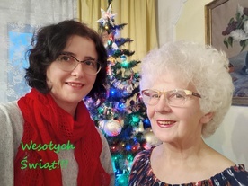 Twórczy duet Anna (z lewej) i Walentyna Pawelec.