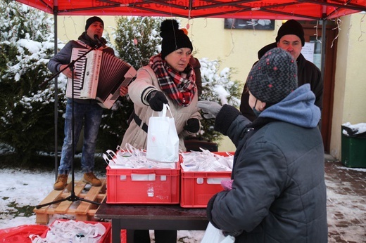 Świąteczne paczki Caritas dla wszystkich potrzebujących