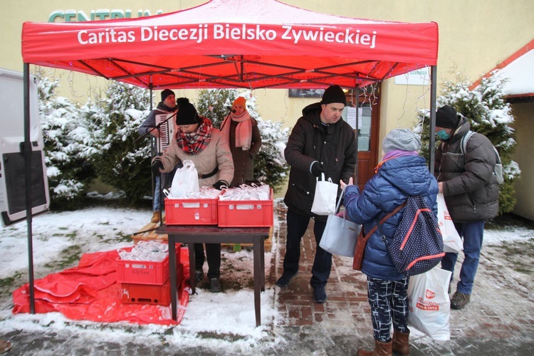 Świąteczne paczki Caritas dla wszystkich potrzebujących