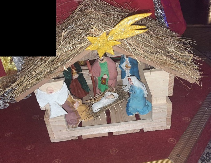 Gójsk. Rodzinna szopka bożonarodzeniowa w parafii pw. św. Mikołaja