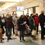 Katowice. Spotkanie kolędowe w centrum handlowym