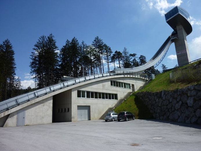 Turniej Czterech Skoczni w liczbach i rekordach