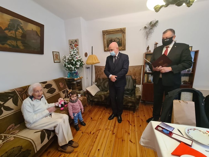 103-letnia Barbara Sowa otrzymała Medal Stulecia Odzyskanej Niepodległości