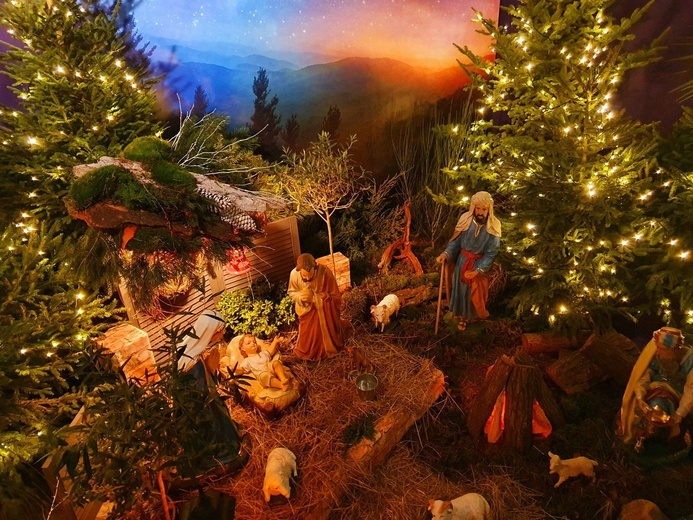 Obory. Szopka bożonarodzeniowa w Sanktuarium Matki Bożej Bolesnej [oo. karmelici]