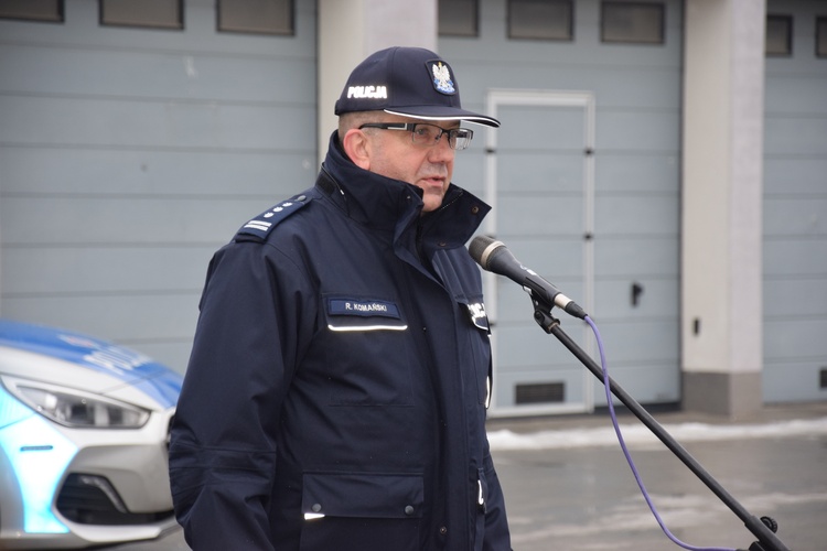 Poświęcenie nowych pojazdów policji