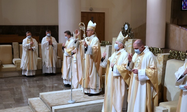 Abp Skworc: Pokój jest darem Bożym i owocem wspólnego zaangażowania