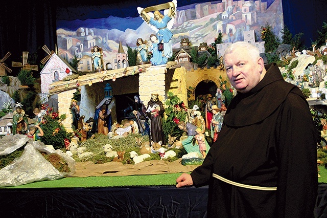 – Zapraszamy do oglądania szopki do 2 lutego – mówi br. Jacek Szymczyk OFM.