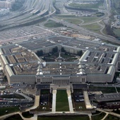USA: Sąd zakazał Pentagonowi karania marynarzy za odmowę szczepienia przeciw Covid-19