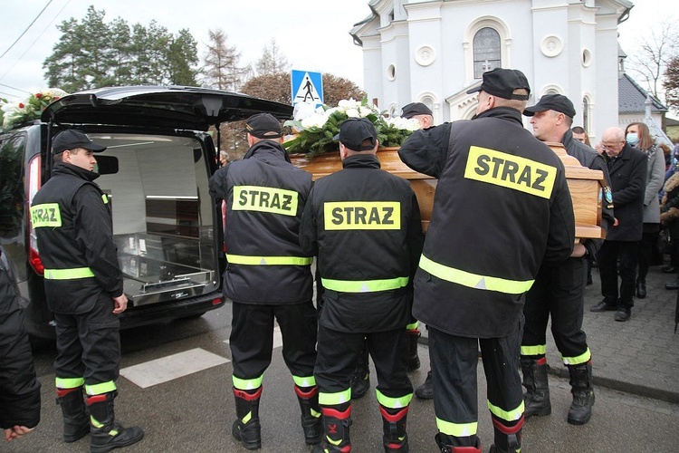 Uroczystości pogrzebowe ks. prał. Feliksa Formasa w Hecznarowicach