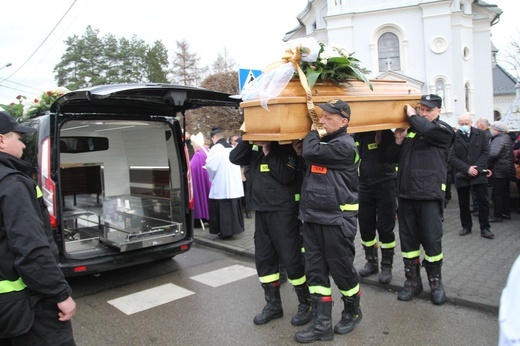 Uroczystości pogrzebowe ks. prał. Feliksa Formasa w Hecznarowicach
