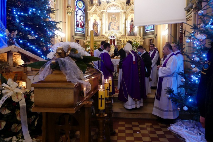 Uroczystości pogrzebowe ks. prał. Feliksa Formasa w Hecznarowicach