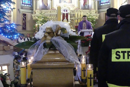 Uroczystości pogrzebowe ks. prał. Feliksa Formasa w Hecznarowicach