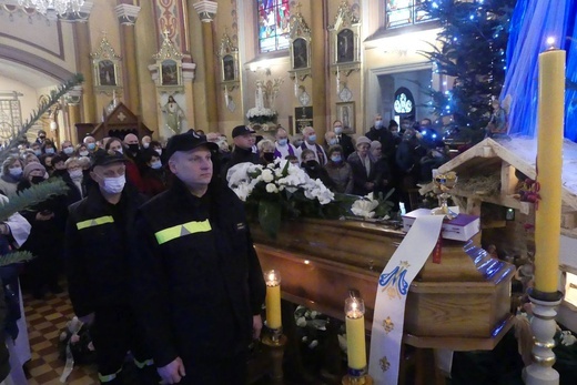 Uroczystości pogrzebowe ks. prał. Feliksa Formasa w Hecznarowicach