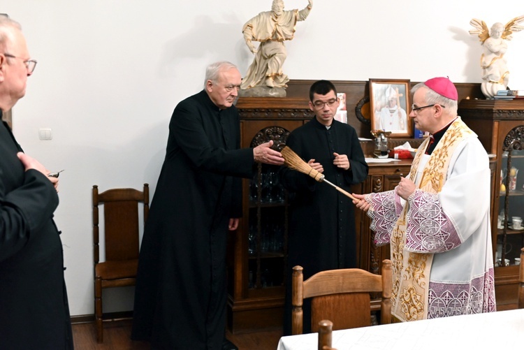 Kolęda na katedralnej plebanii