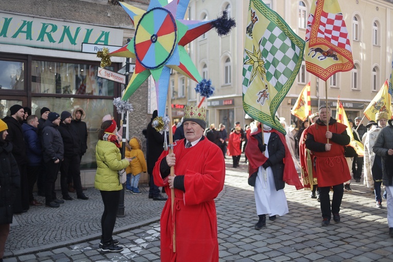 Orszak Trzech Króli 2022 w Ząbkowicach Śl.