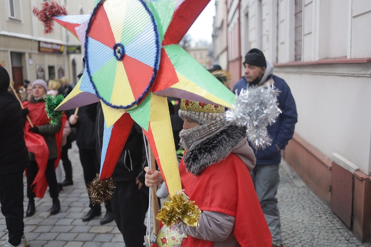 Orszak Trzech Króli 2022 w Ząbkowicach Śl.
