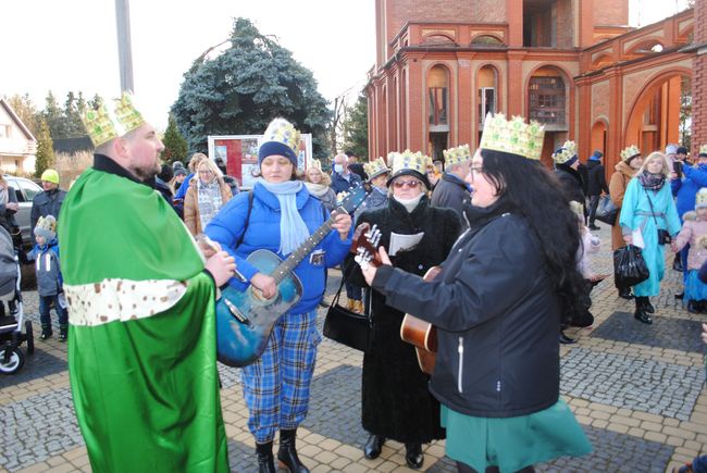 Gorzyce: Trzy kolorowe orszaki