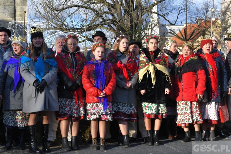 Uliczne jasełka w Winnym Grodzie