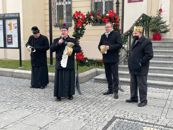 Orszak Trzech Króli 2022 w Świebodzicach