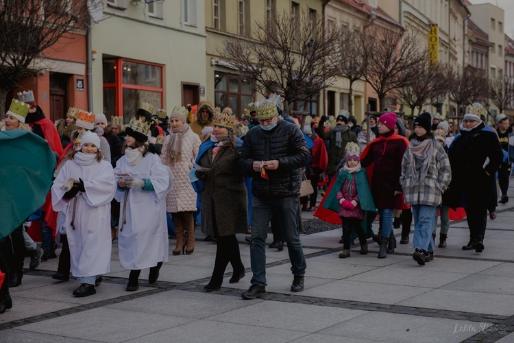 Orszak Trzech Króli 2022 w Środzie Śląskiej