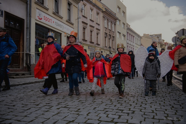 Orszak Trzech Króli 2022 w Środzie Śląskiej