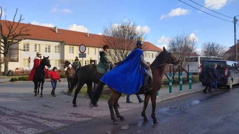 Orszak Trzech Króli 2022 w Smolcu