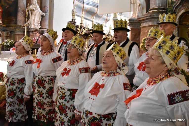 Żagań. Kolędowanie i pokłon Dzieciątku Jezus