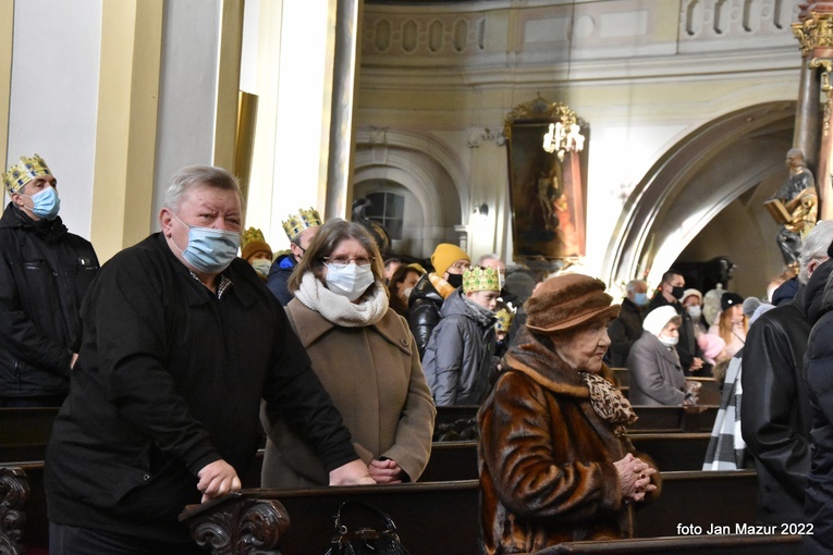 Żagań. Kolędowanie i pokłon Dzieciątku Jezus