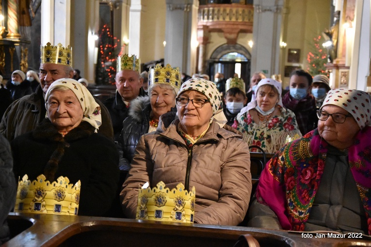 Żagań. Kolędowanie i pokłon Dzieciątku Jezus