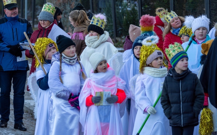 Orszak Trzech Króli 2022 w Mieroszowie