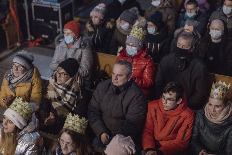 Rodzina "Sygnału Miłosierdzia" zagrała z dziećmi koncert kolęd