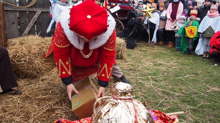 Orszak Trzech Króli 2022 w Brzegu Dolnym