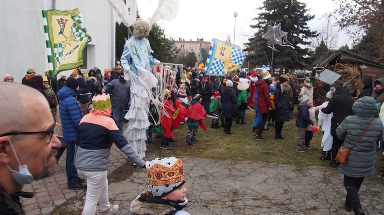 Orszak Trzech Króli 2022 w Brzegu Dolnym