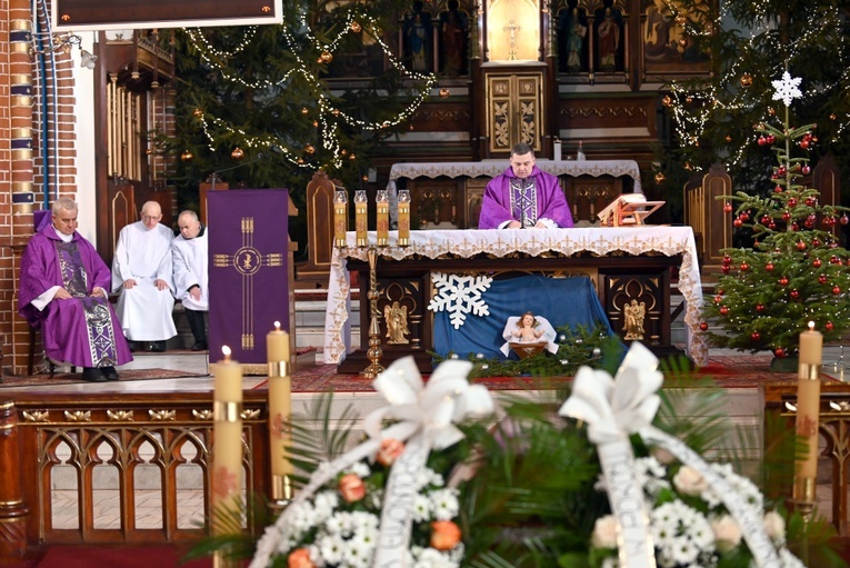 Uroczystości pogrzebowe s. Kamili Hołubeckiej