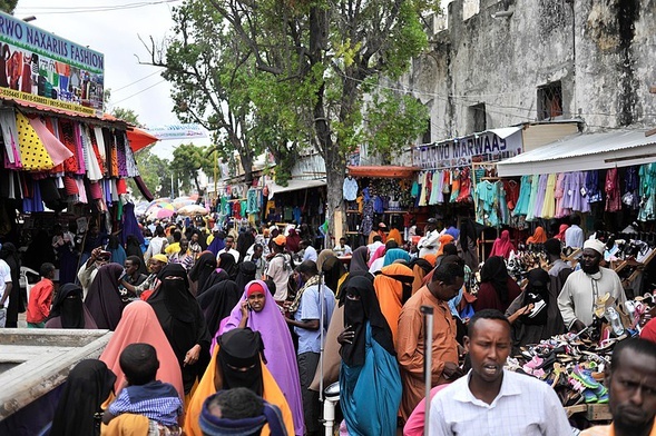 Somalia: narasta kryzys polityczny i humanitarny