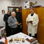 Bp Adam Bałabuch odwiedził z kolędą księży emerytów