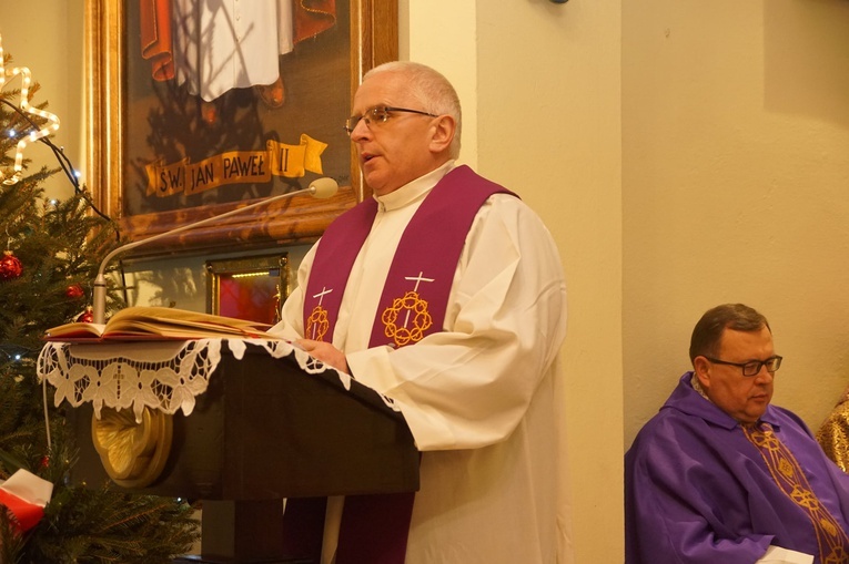 Eksporta ciała ks. Witolda Wojewódki w Świebodzicach