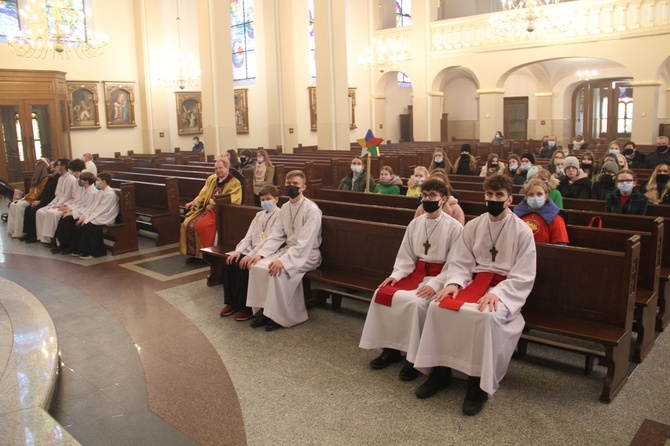 Kolędnicy misyjni w Świerklanach