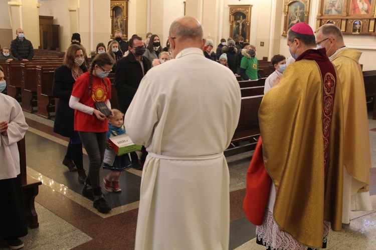 Kolędnicy misyjni w Świerklanach