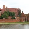 Ponad 390 tys. osób z 84 krajów odwiedziło w ub. roku zamek krzyżacki w Malborku