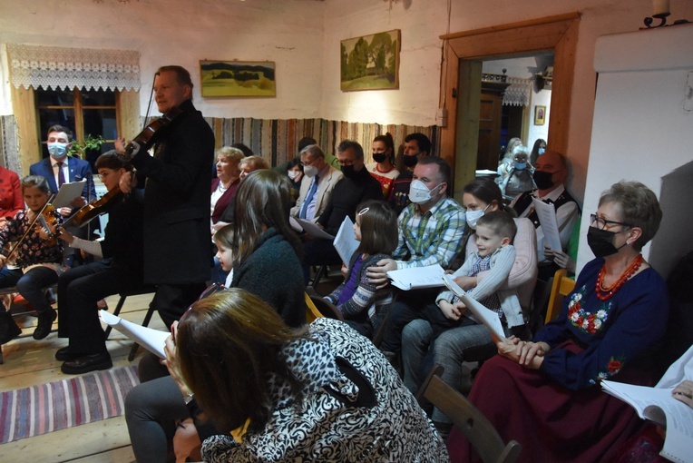 Kolędowanie pod Babią Górą 