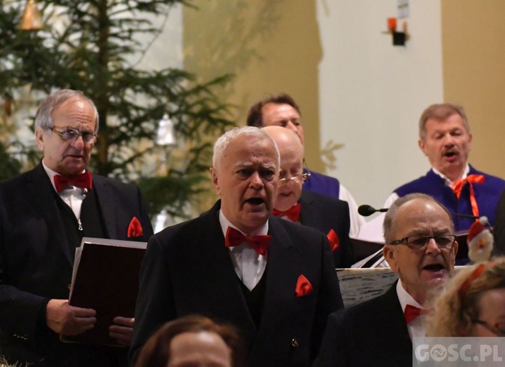 Kolędy i pastorałki u Zbawiciela