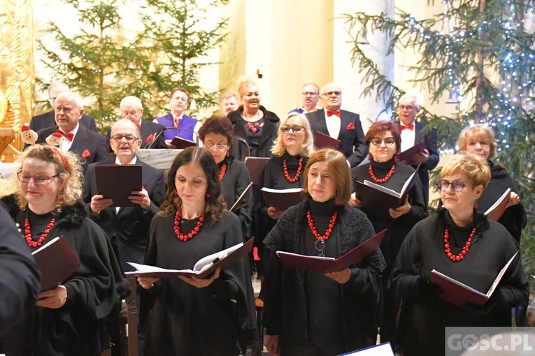 Kolędy i pastorałki u Zbawiciela