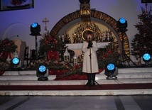 Halina Frąckowiak podczas koncertu w Opatrzności Bożej.